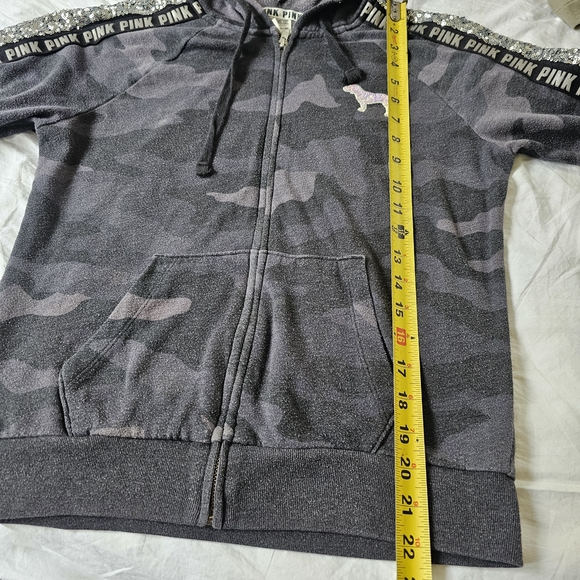 Victoria's Secret Pink Camo Hoodie - Picture 4 of 5